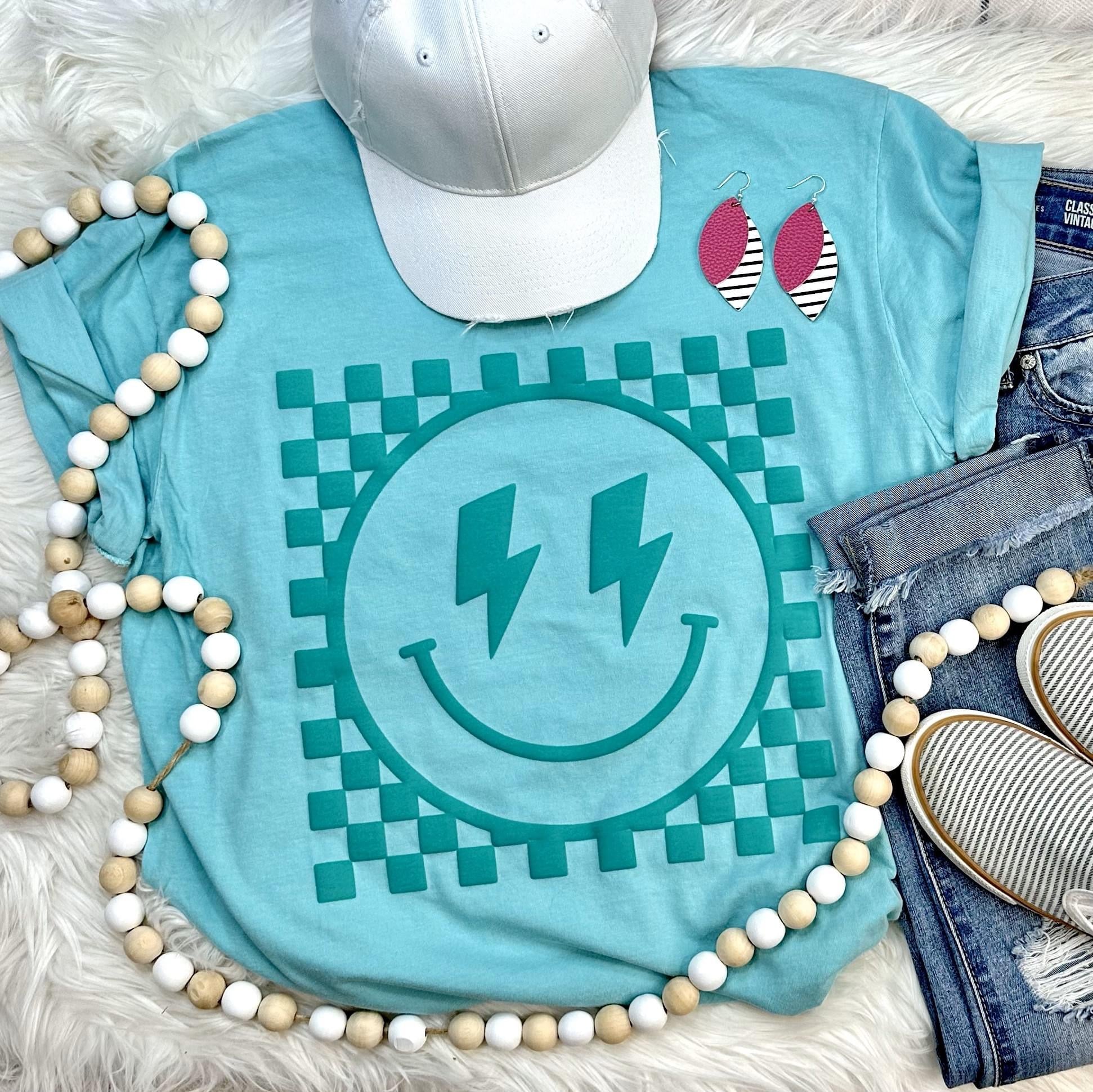 Smiley Puff Print Graphic Tee