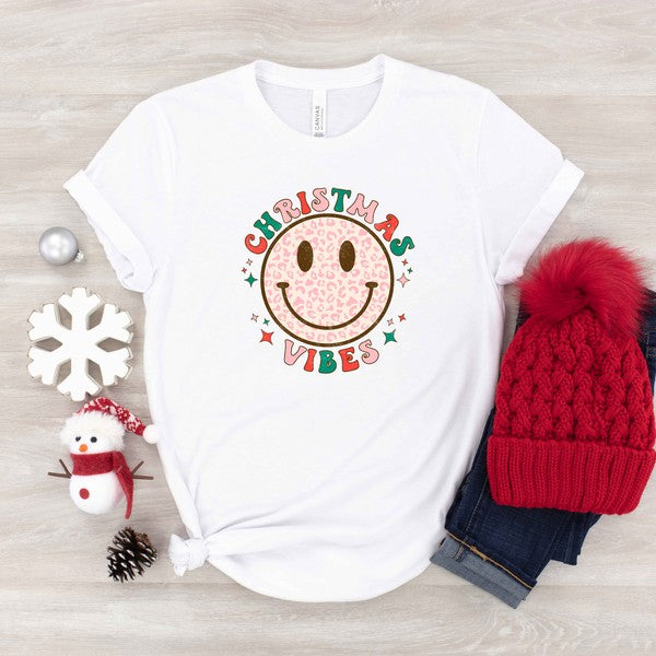 Retro Smiley Christmas Vibes Youth Graphic Tee