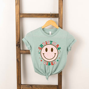 Retro Smiley Christmas Vibes Youth Graphic Tee